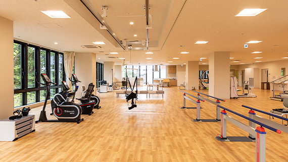 先進的なリハビリ機器