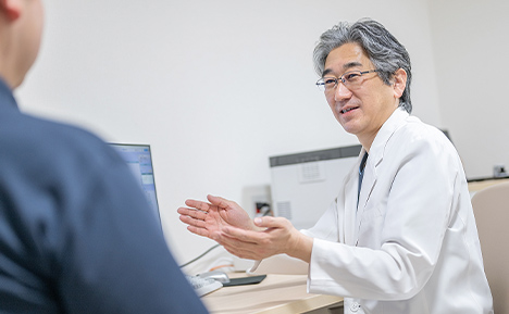 作業しているスタッフ